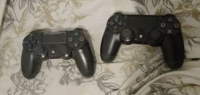 2 Controles PS4 DualShock 4 Funcionando 100% + Cabo USB Testados
