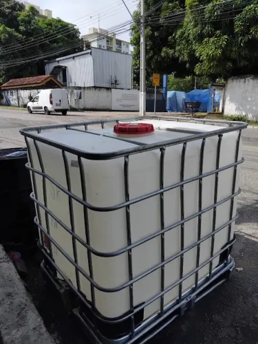 Caixa ibc de 1000 litros 