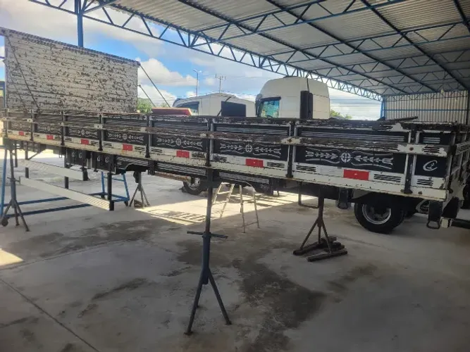 CARROCERIA PARA CAMINHAO DELIVERI 