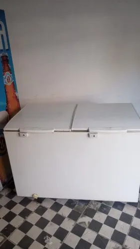 Freezer Electrolux Porte grande duas portas branco com garantia de um mês e entrega ?