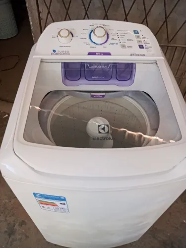 Maquina de lavar roupa