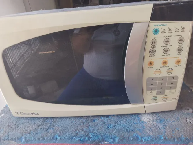 Microondas Eletrolux mf28