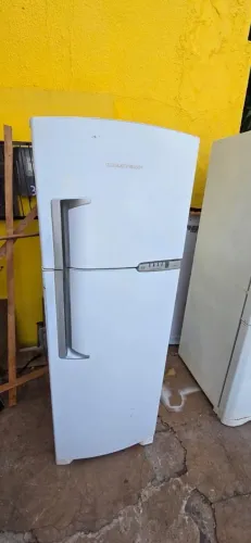 ?GELADEIRA BRASTEMP FROST FREE ? bem conservado marcas de uso ?entrego e passo cartão