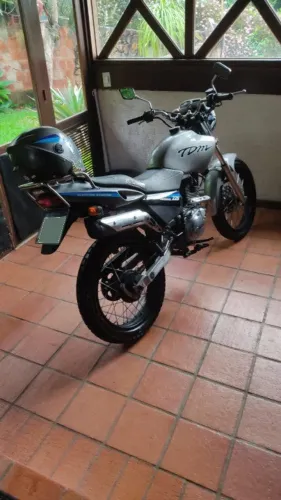 YAMAHA TDM 225 Com 56.000 km originais em estado de Zero Km