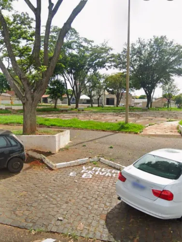 Alugo casa, ambiente familiar 