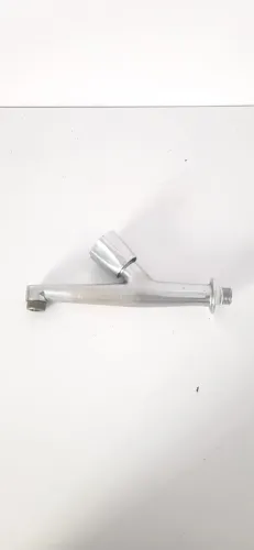 Torneira de Parede Cromada para Tanque ou Pia
