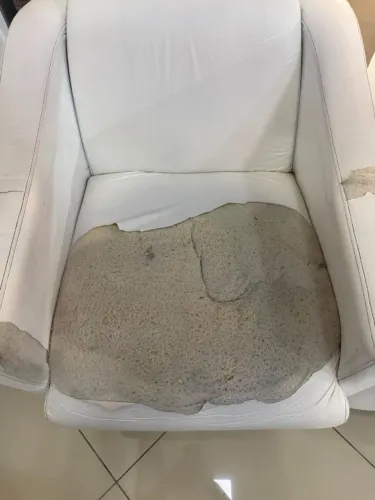 Lote 5 Poltronas Estofadas Branca - Baixei o Preço p/ Vender Rápido