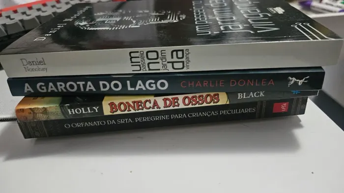 Conjunto de livros