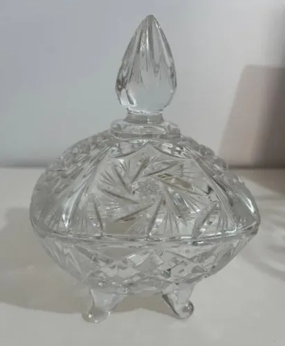 Bomboniere de Cristal Lapidado com Tampa - Peça Decorativa