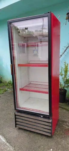 Expositora Metalfrio frost free 127v ENTREGO