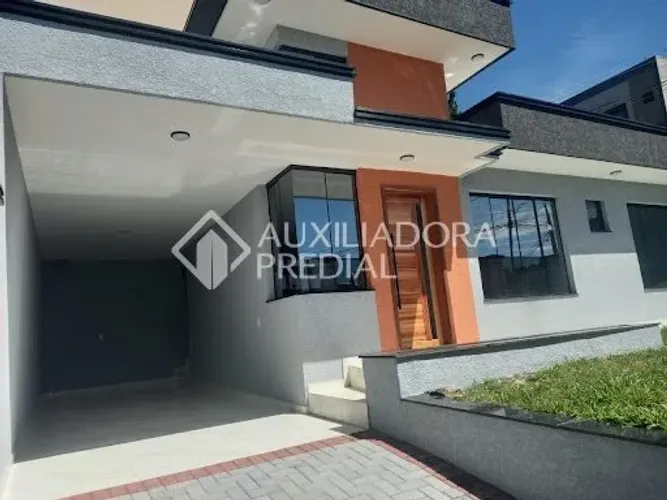 Casa com 3 dormitórios à venda, 74 m² por R$ 650.000,00 - Silveira da Motta - São José dos