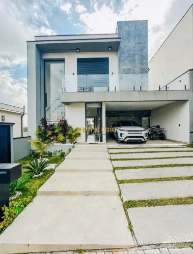 Casa de Condomínio á Venda Porteira Fechada com 3 Suítes e com Piscina aquecida no Condomí