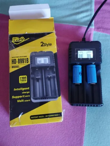 Carregador para Pilhas de Liteo