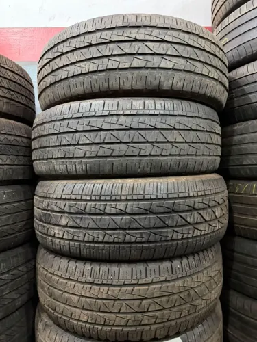 Pneus 245/60/18 marca Firestone semi novo 