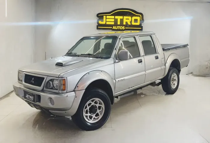 Mitsubishi L200 GLS 2.5 4X4 CD Diesel 2002