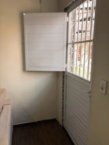 Porta de alumínio