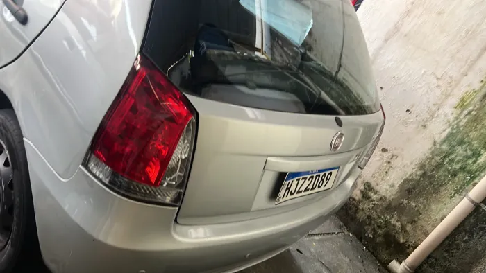 Fiat Palio 1.0 Economy Fire Flex 8V 4P 2012