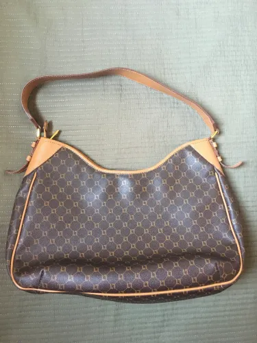 Bolsa Luz da Lua Hobo