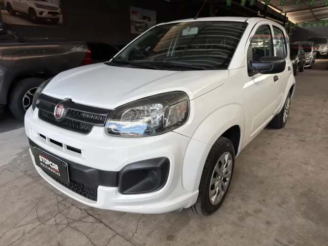 Fiat Uno Attractive 1.0 EVO Fire Flex 8V 5P 2021