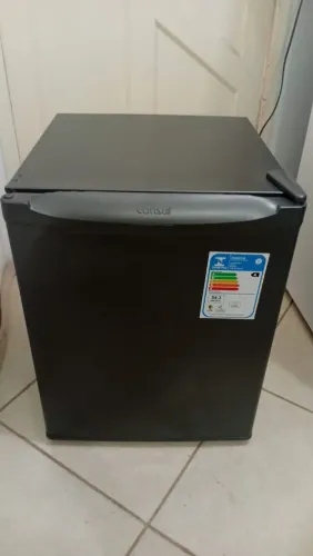 Frigobar consul funcionando perfeitamente entrego sem custos dependendo do local !