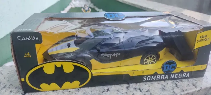 Carrinho de Com Controle Remoto Batman