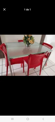 Mesa de vidro com 4 cadeiras da tramontina 