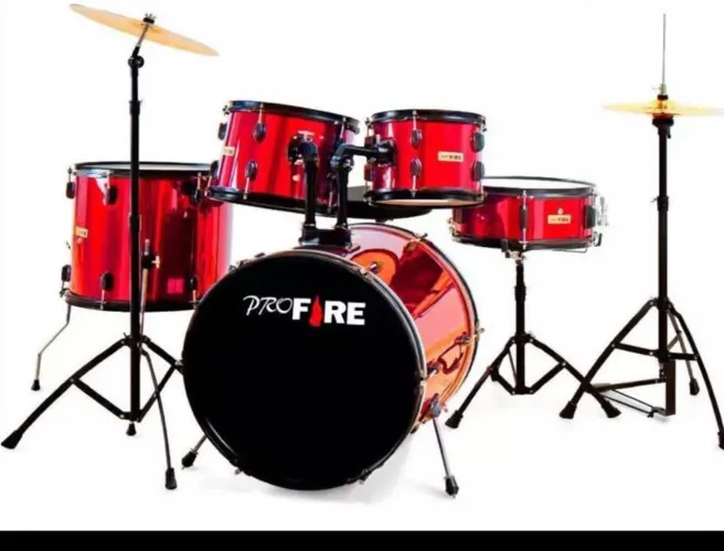 Vendo bateria pro fire estado nova comprado 4 meses