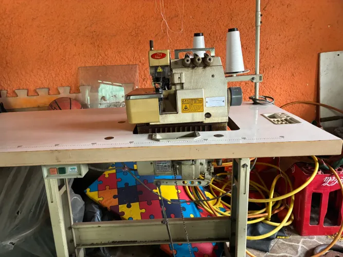 Máquina Overlock 3 Fios Profissional MakSpecial 