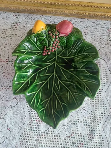 Fruteira em faiança provavelmente portuguesa VEJA FOTOS 