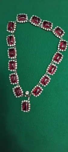 Antiga gargantilha
