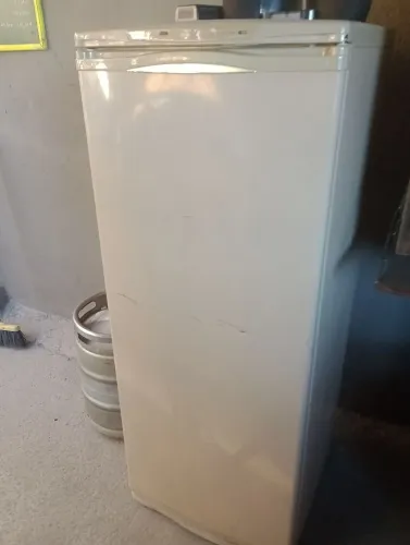 Freezer vertical 