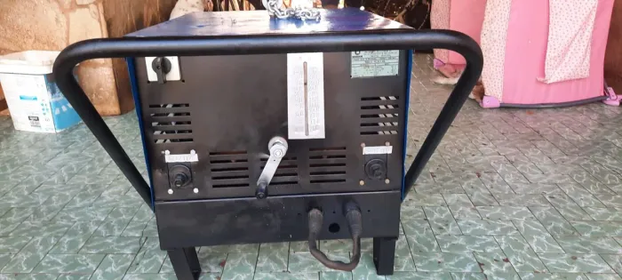 Maquina de solda 4000 amperes 