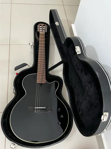 Violão Cort Nylon Flat Preto com Case
