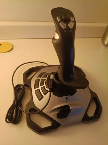 Joystick Logitech Extreme 3D Pro