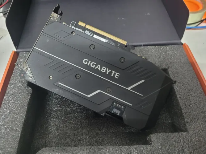 Placa de video Gtx 1660 super 6gb oc edition