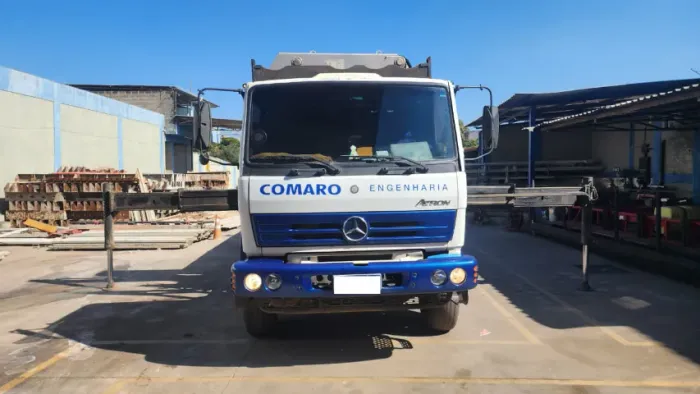 Mercedes-Benz Atron 2729 6x4 - 2012 | Excelente Estado