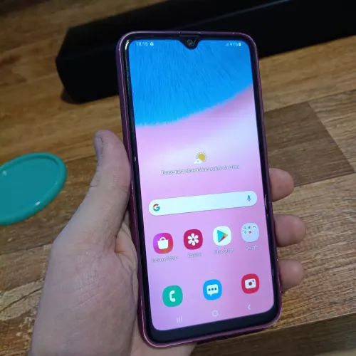 Celular Samsung A30s. Semi-novo. Na Caixa.