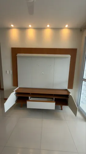 Vendo PAINEL de TV e RACK, da loja Móveis Conquista