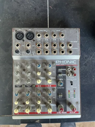 Mesa de som phonic am105