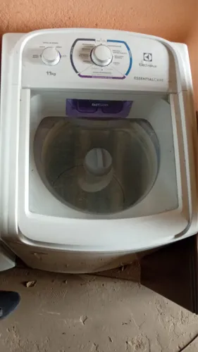 Maquinha de lavar 11kg Electrolux