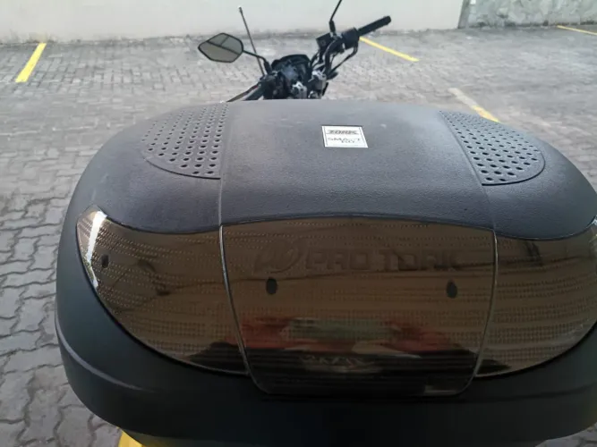 Baú pro Tork 45 litros.