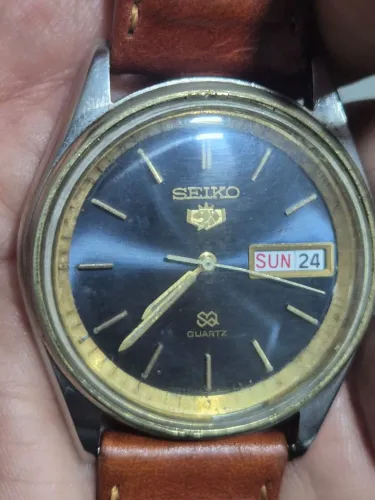 Relógio SEIKO LION HEAD (CABEÇA DE LEÃO)  À  QUARTZ   -   ÓTIMO ESTADO/RARO