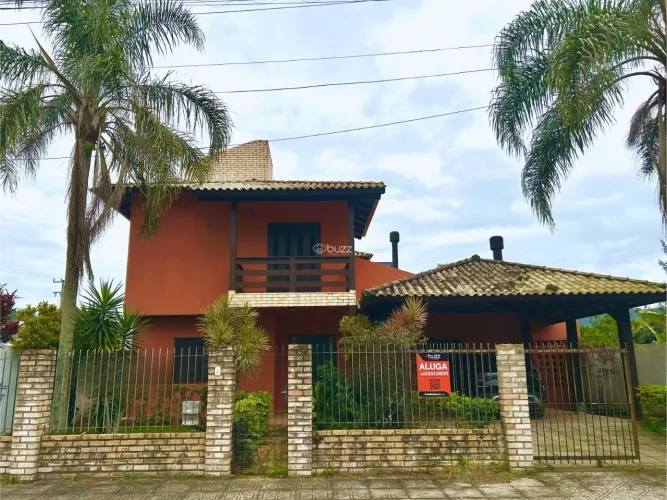 Casa comercial em Novo Campeche, Florianópolis