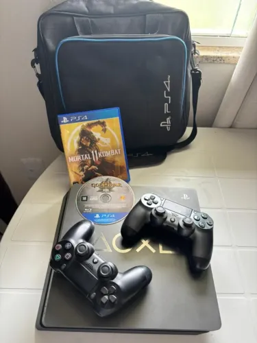 Console PlayStation 4 1 TB Edição Limitada Days Of Play - Cinza