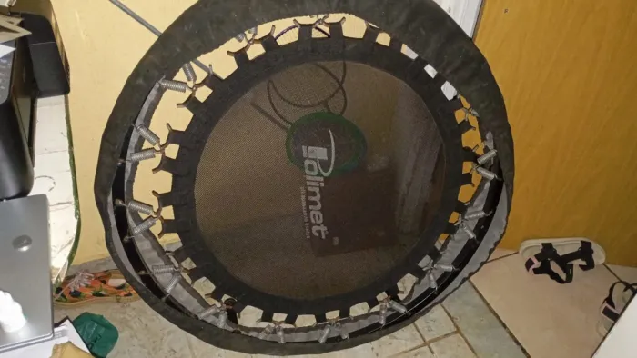 Trampolim Profissional Polimet 98cm 32 Molas Aço Para Academia.