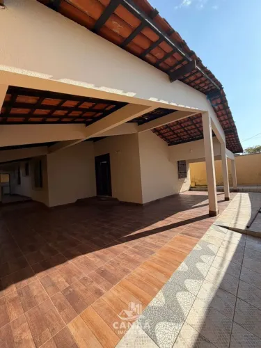 Vende-se Excelente Casa no Cond. Hilton Rodrigues no Araçagy-4 quartos-Ventilada