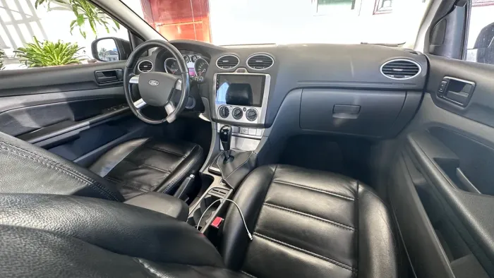 Ford Focus 2.0 16v/se/se Plus Flex 5P Aut. 2011
