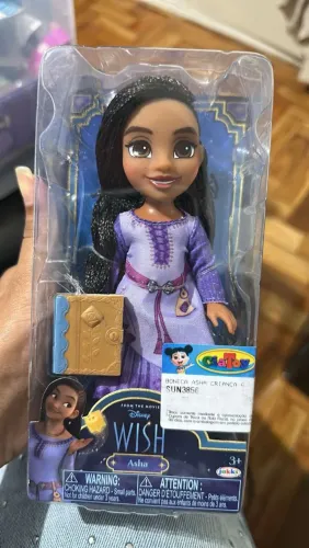 Boneca Asha Disney Wish