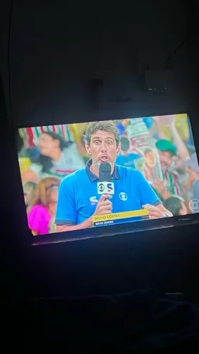 Vendo tv Philips 45