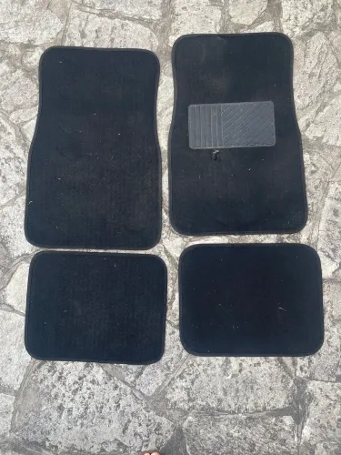 Tapete automotivo